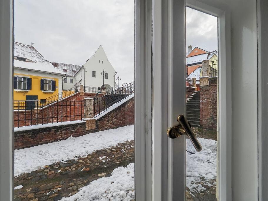 Studio At The Liar'S Bridge Sibiu Exterior photo